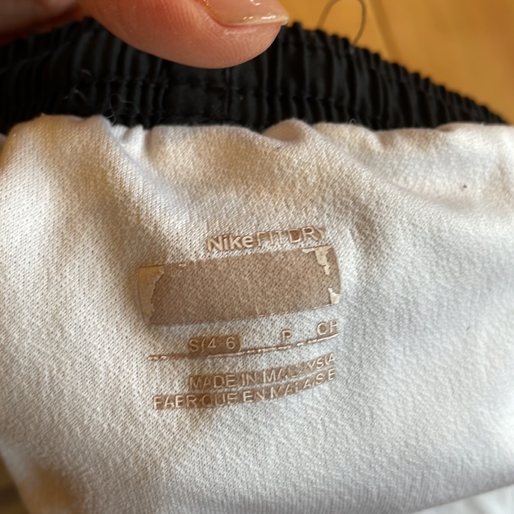 Nike running shorts - Picture 3 of 3
